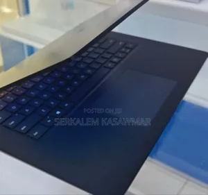 New Laptop Microsoft Surface 3 8GB AMD Ryzen 5 SSD 256GB