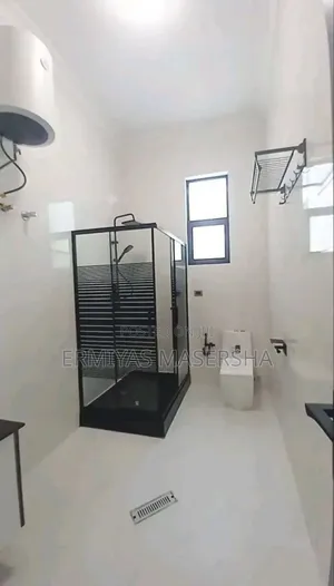 Furnished 5bdrm Villa in Bole for sale