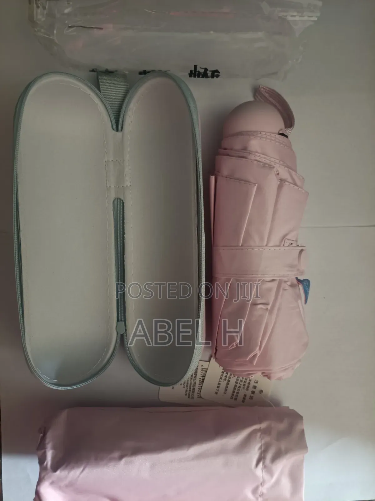 Mini Pocket Uv Umbrella Upf 50+