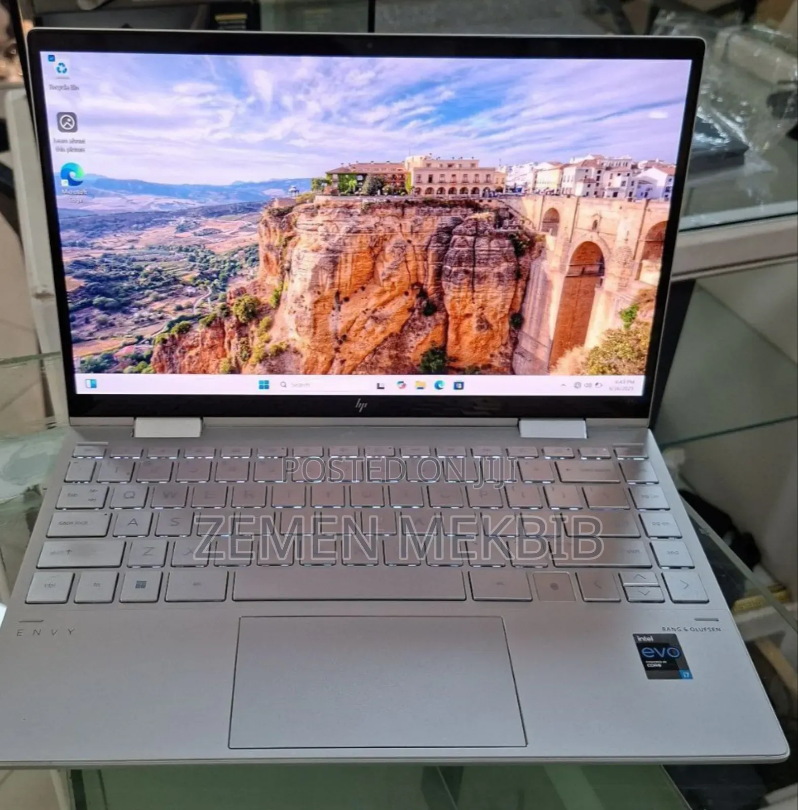 New Laptop HP Envy X360 16GB Intel Core I7 SSD 512GB