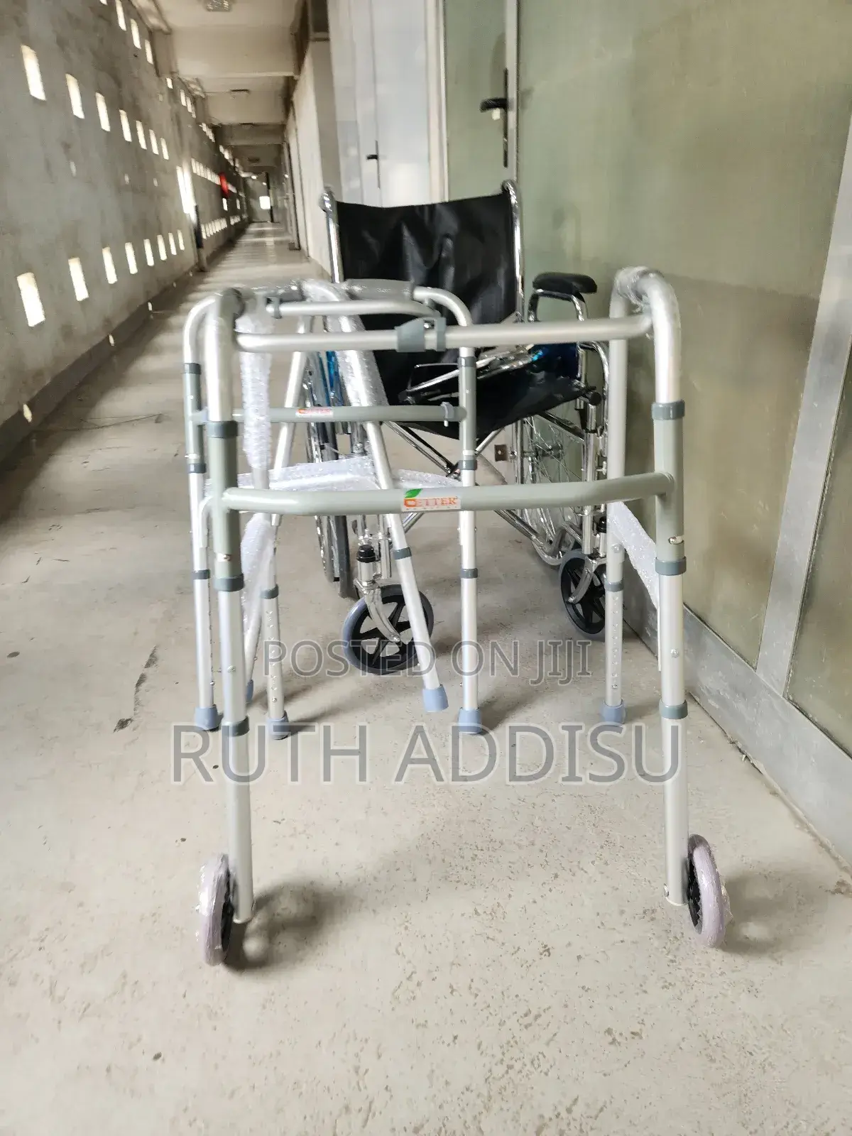 Medical Walker鉛筆medical Walker巢的medical Walker以前medical Walk