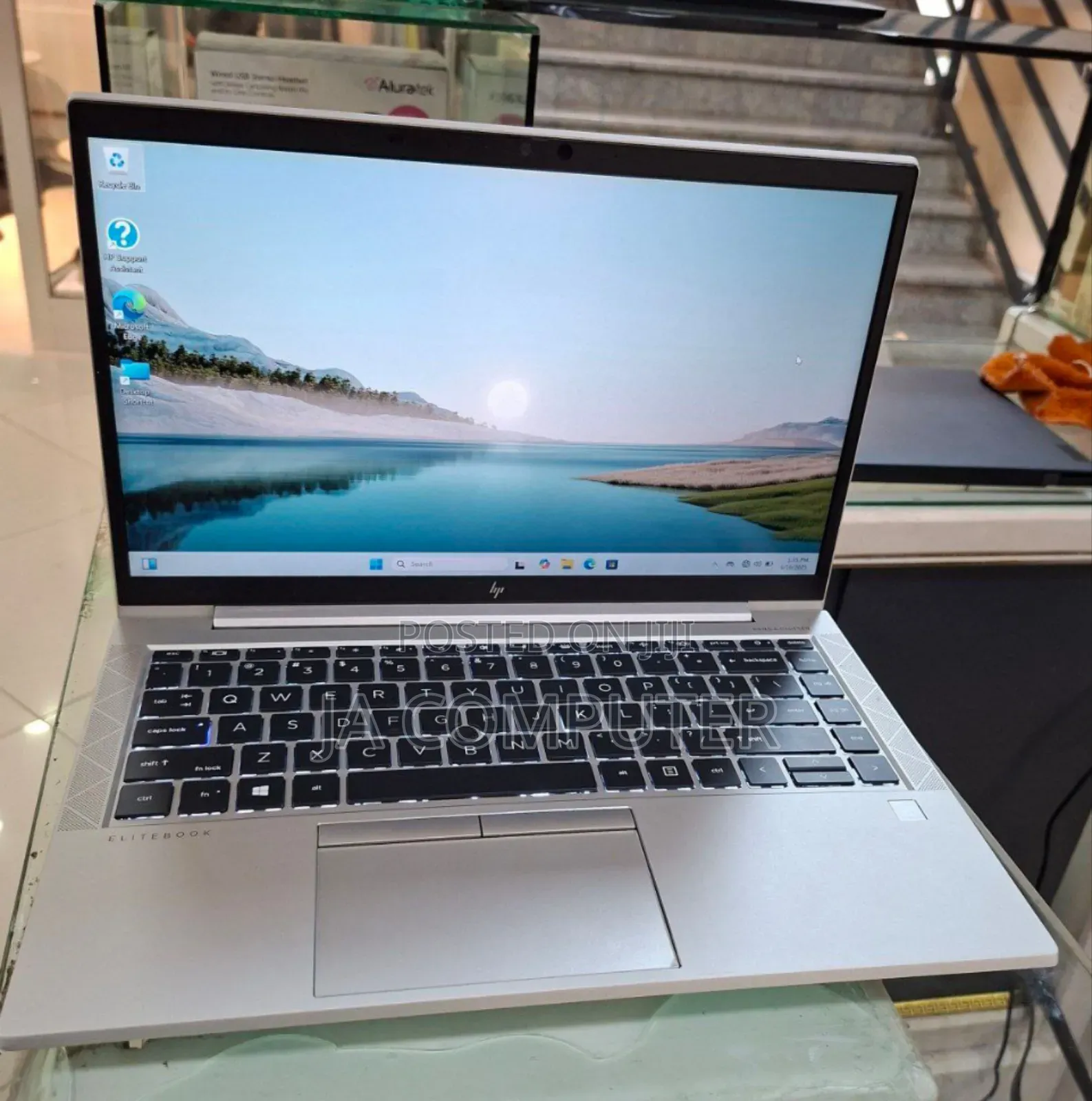 New Laptop HP EliteBook 840 G7 16GB AMD Ryzen 7 SSD 512GB