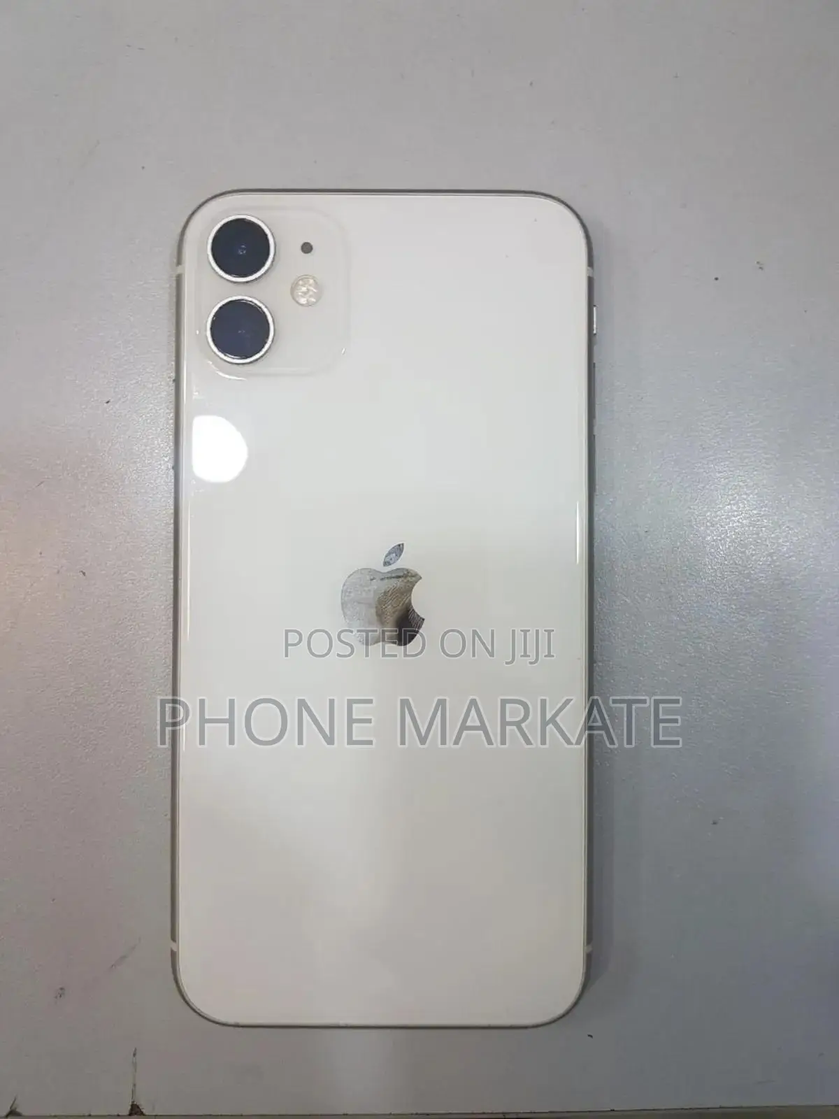 Apple iPhone 11 128 GB Gold