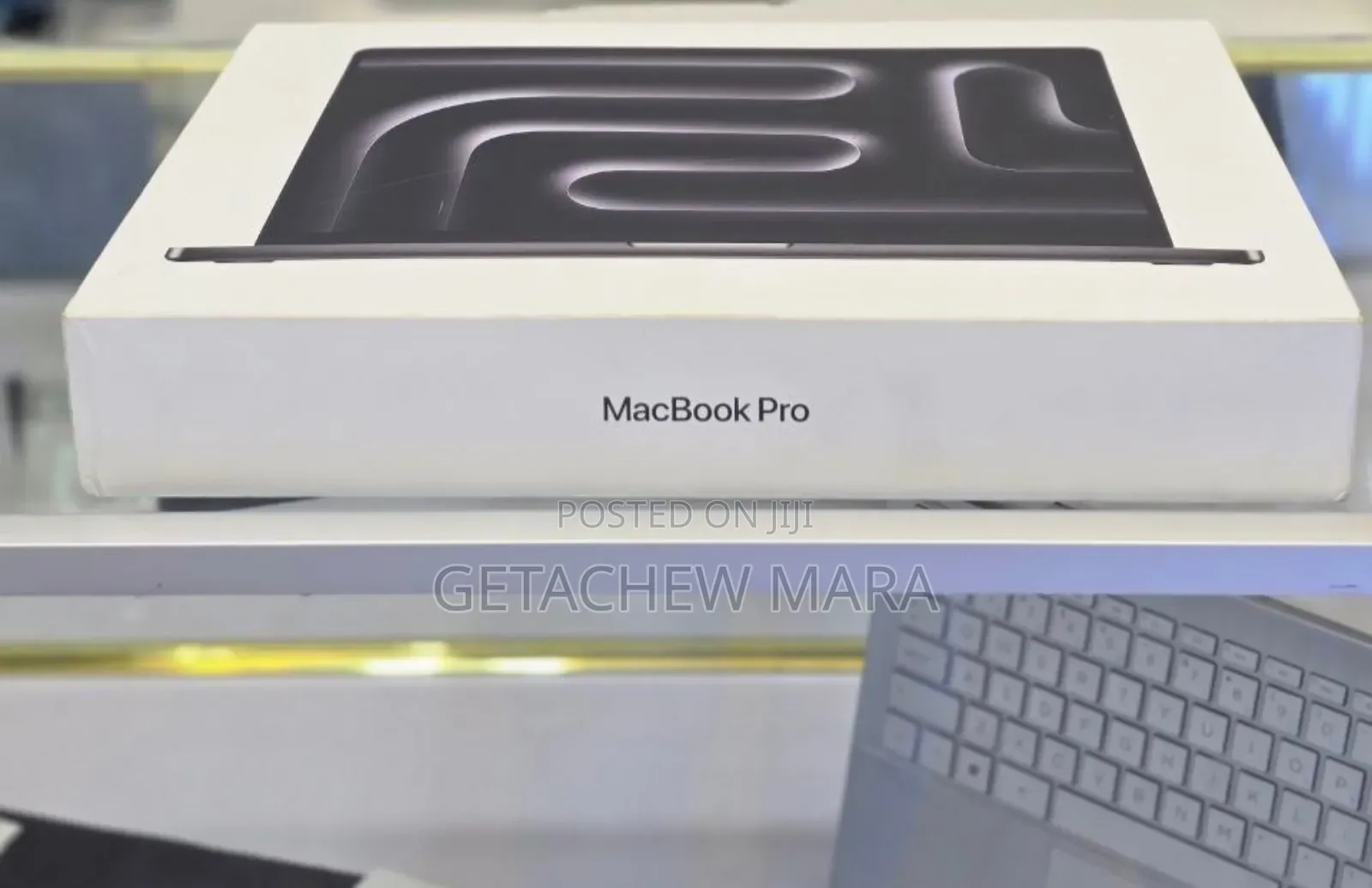 New Laptop Apple MacBook Pro M1 16GB Intel Core I5 SSD 512GB