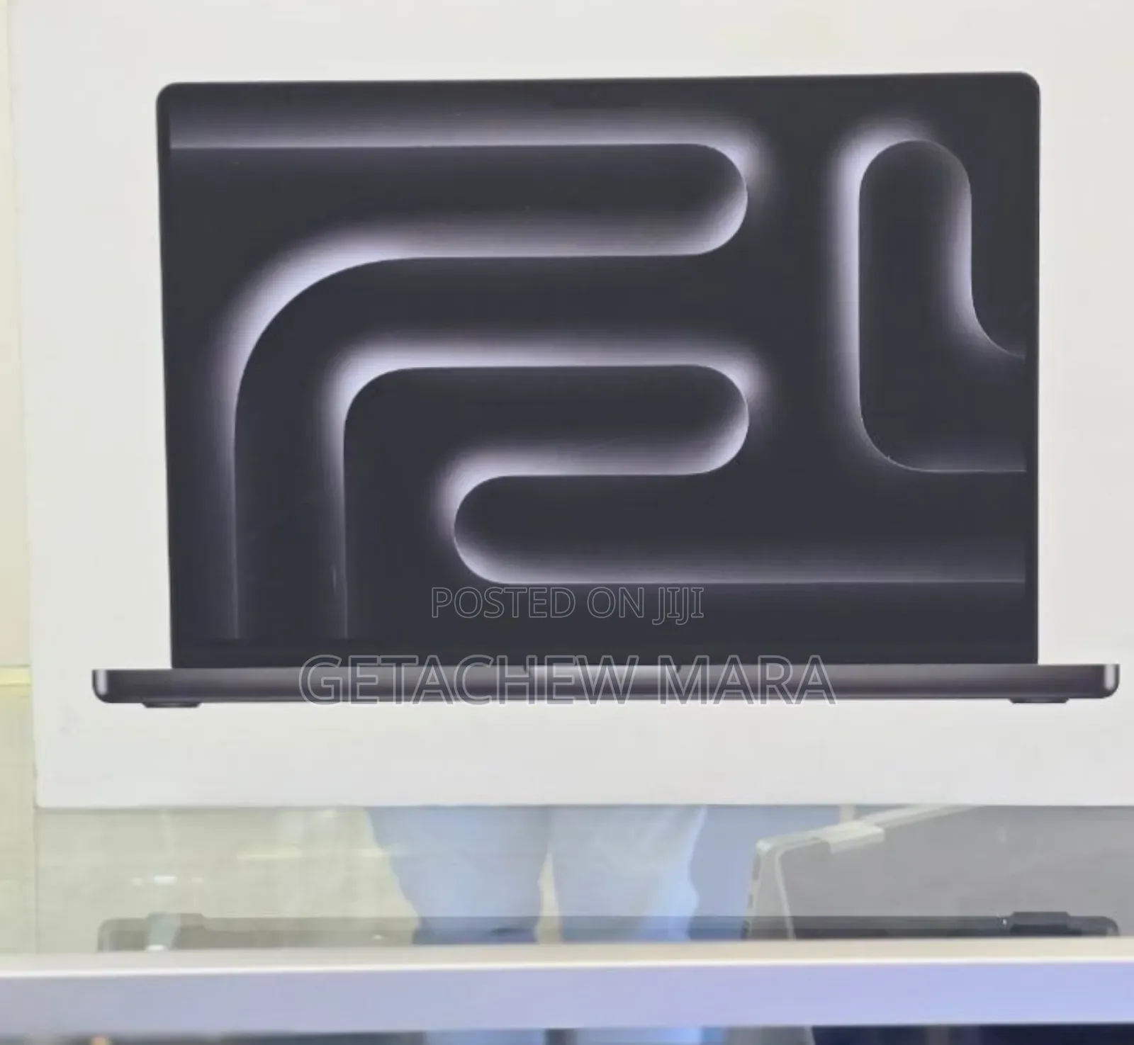 New Laptop Apple MacBook Pro M1 16GB Intel Core I5 SSD 512GB