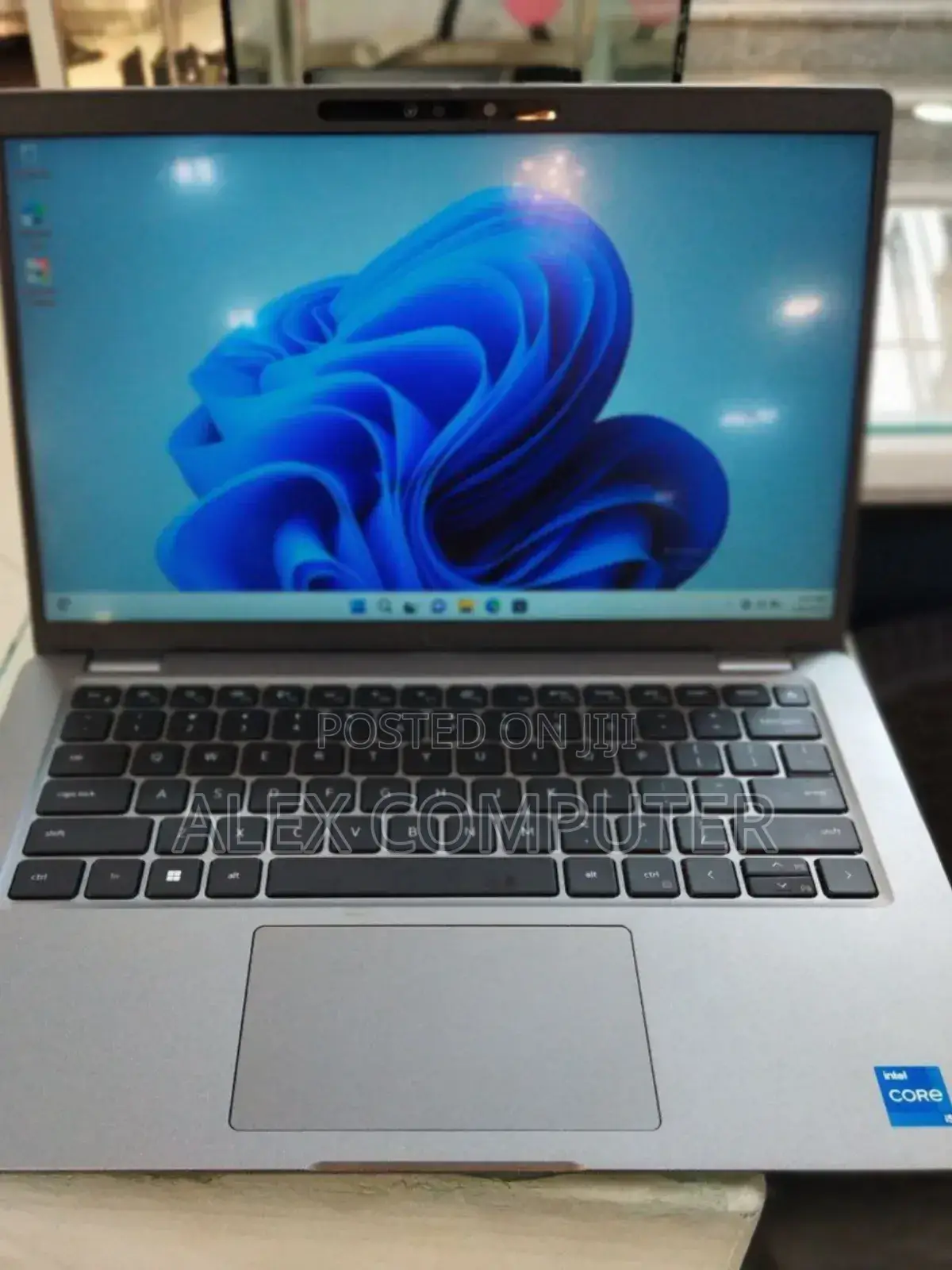 New Laptop Dell Latitude 5440 16GB Intel Core I5 SSD 512GB