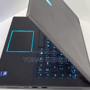 New Laptop Alienware M15 R3 16GB Intel Core Ultra 7 SSD 1T