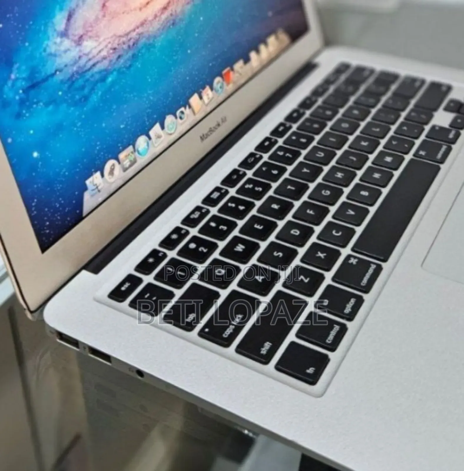 Laptop Apple MacBook Air 2011 4GB Intel Core I5 SSD 128GB