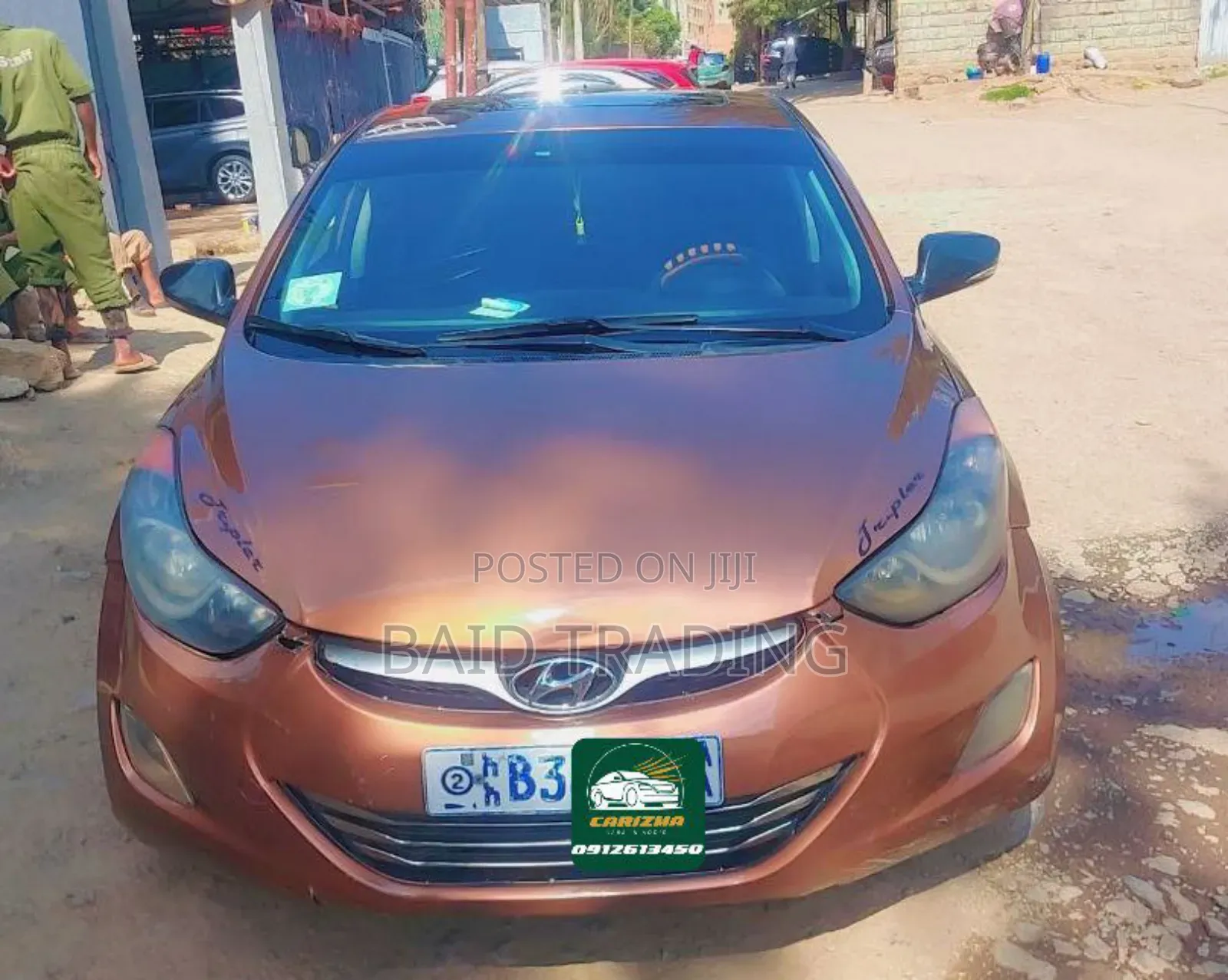 Hyundai Avante 2013 Orange