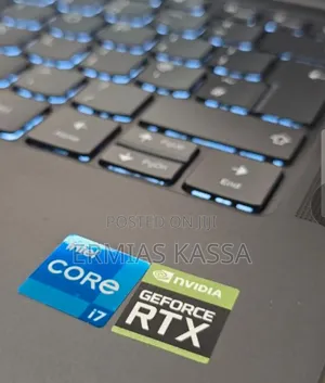 New Laptop Lenovo Yoga 700 32GB Intel Core I7 SSD 1T