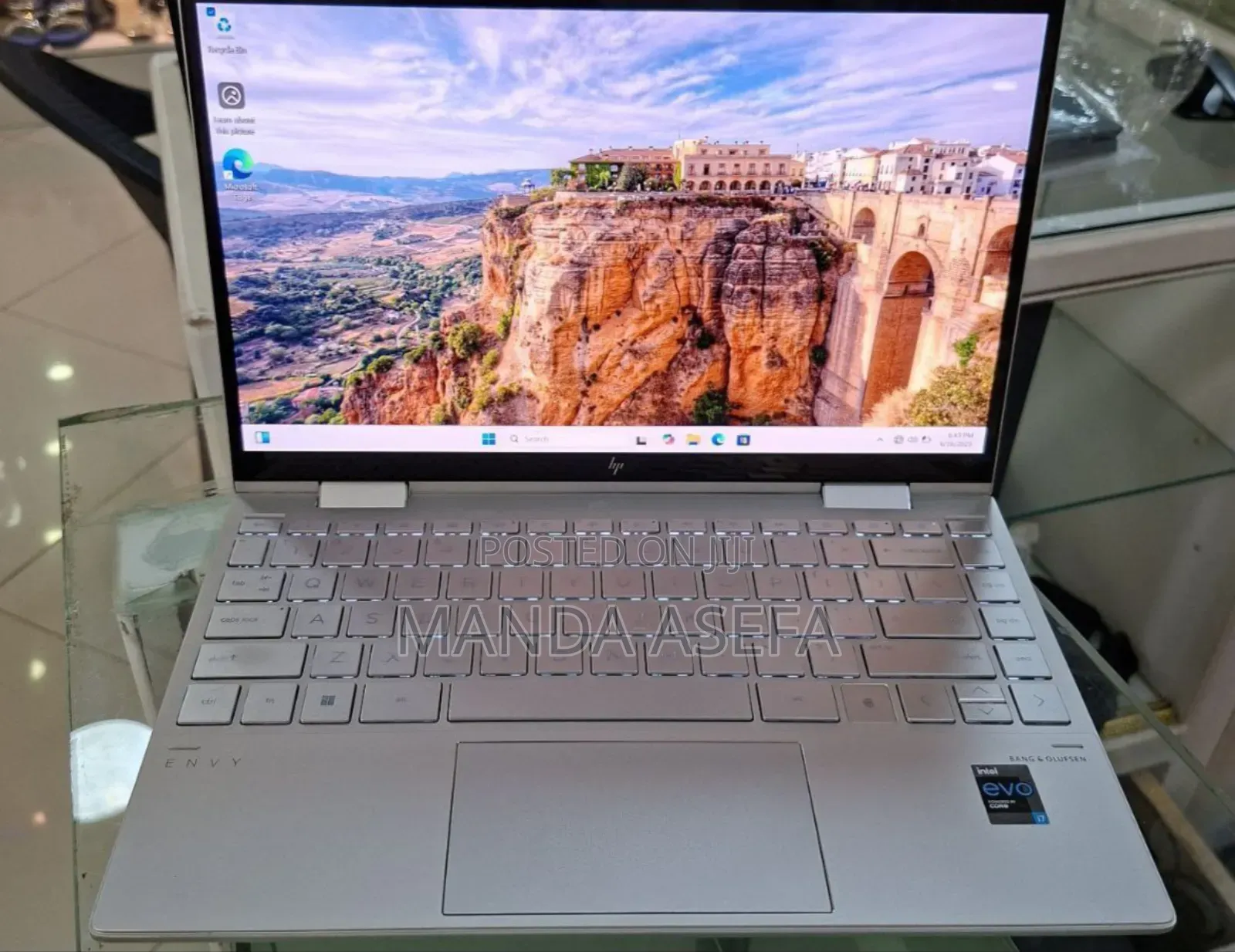 New Laptop HP Envy X360 16GB Intel Core I7 SSD 1T