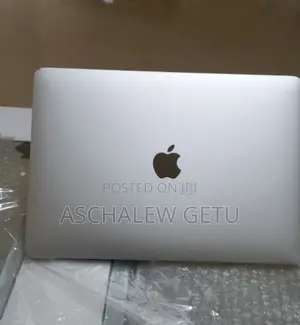 New Laptop Apple MacBook Pro 2017 8GB Intel Core I5 SSD 256GB