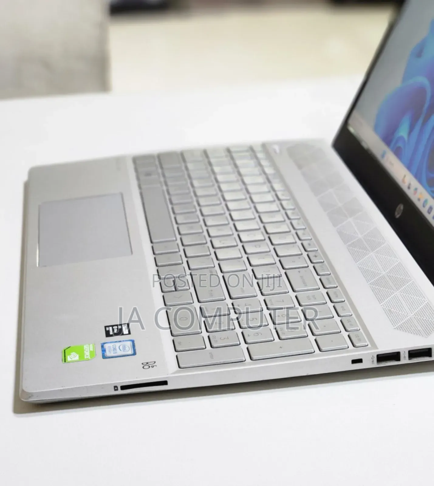 New Laptop HP Pavilion 15 8GB Intel Core I5 SSD 1.5T