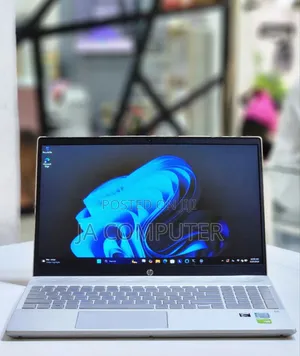 New Laptop HP Pavilion 15 8GB Intel Core I5 SSD 1.5T