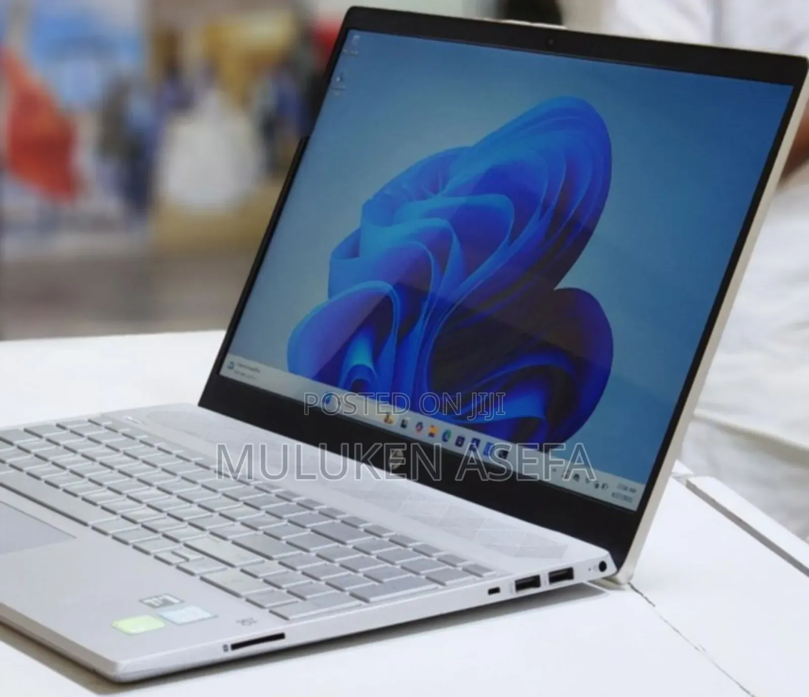 New Laptop HP Pavilion 15 8GB Intel Core I5 HDD+SSD 16 GB