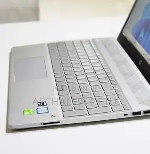 New Laptop HP Pavilion 15 8GB Intel Core I5 SSD 128GB
