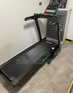 Photo - ታላቅ ቅናሽ ፅድት ያሉ ሪቡክ ትሬድሚልስ Reebok Running Machines