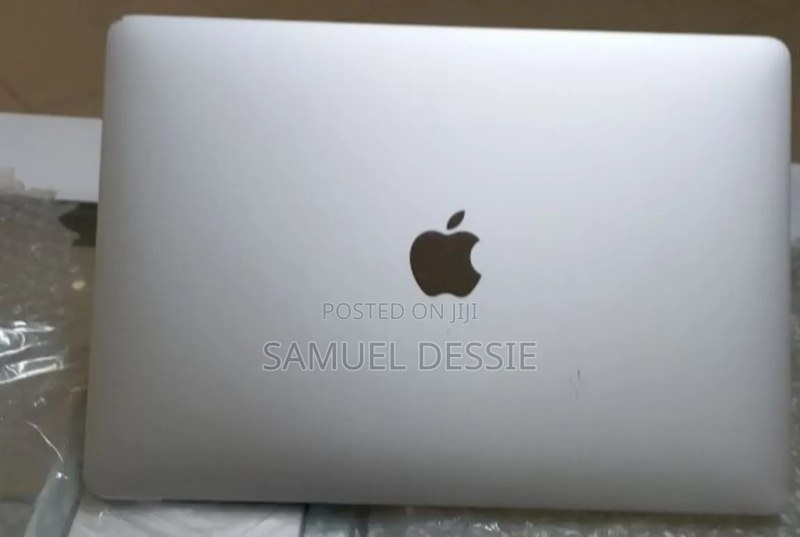 New Laptop Apple MacBook Pro 2017 8GB Intel Core I5 SSD 256GB