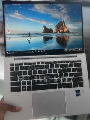 New Laptop HP EliteBook 840 G9 16GB Intel Core I5 SSD 512GB