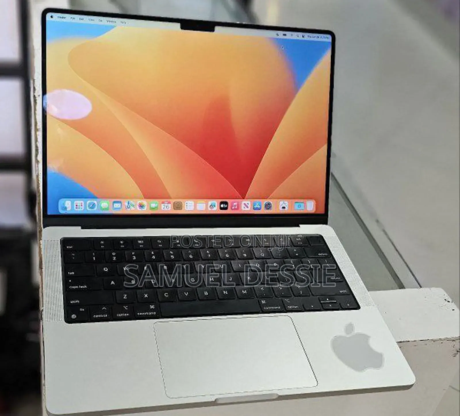 New Laptop Apple MacBook Pro M1 16GB Apple M1 SSD 512GB