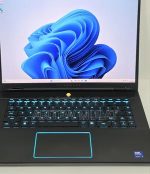 New Laptop Alienware M17x R2 16GB Intel Core Ultra 7 SSD 1T