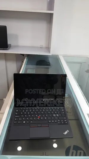 New Laptop Lenovo ThinkPad Yoga 8GB Intel Core I5 SSD 256GB