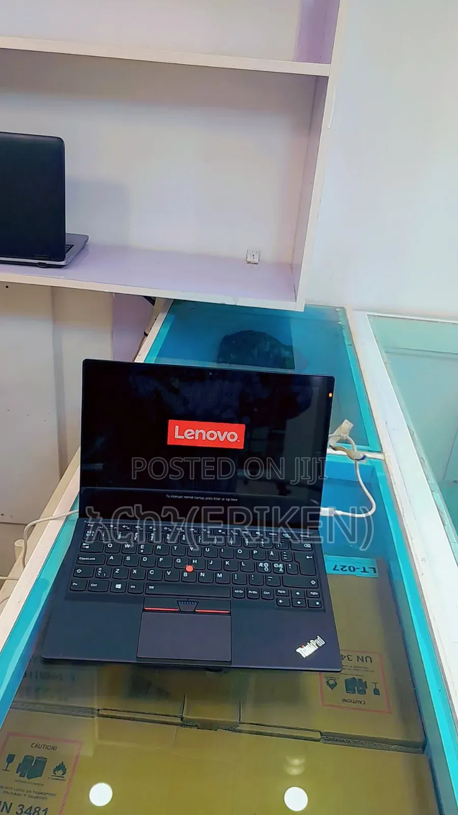 New Laptop Lenovo ThinkPad Yoga 8GB Intel Core I5 SSD 256GB