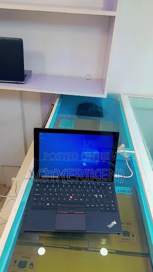 New Laptop Lenovo ThinkPad Yoga 8GB Intel Core I5 SSD 256GB