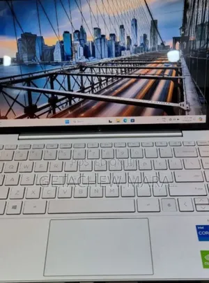 Photo - New Laptop HP Envy X2 11 16GB Intel Core I5 SSD 512GB