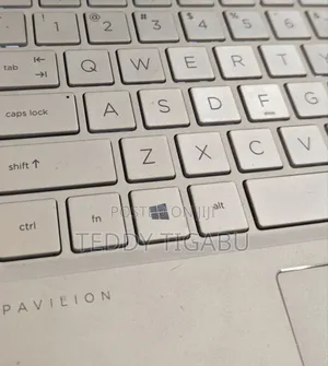 New Laptop HP Pavilion 15 8GB Intel Core I5 SSD 512GB