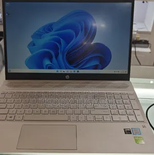 New Laptop HP Pavilion 15 8GB Intel Core I5 SSD 512GB