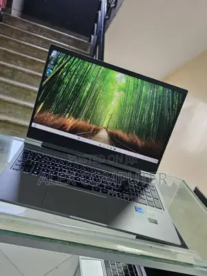 New Laptop HP Omen 16 32GB Intel Core I7 SSD 1T