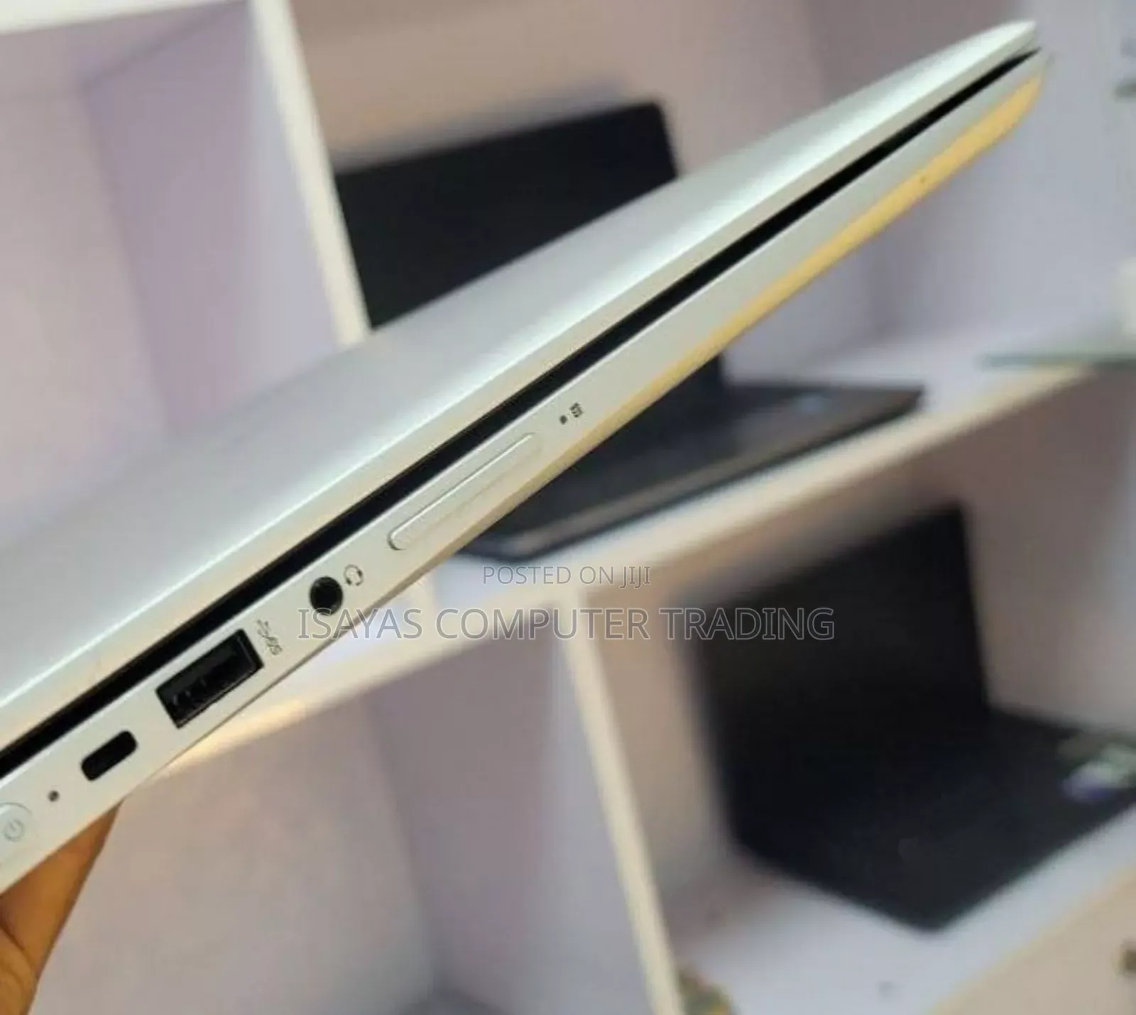 New Laptop HP Envy X360 8GB Intel Core I7 HDD+SSD 512GB