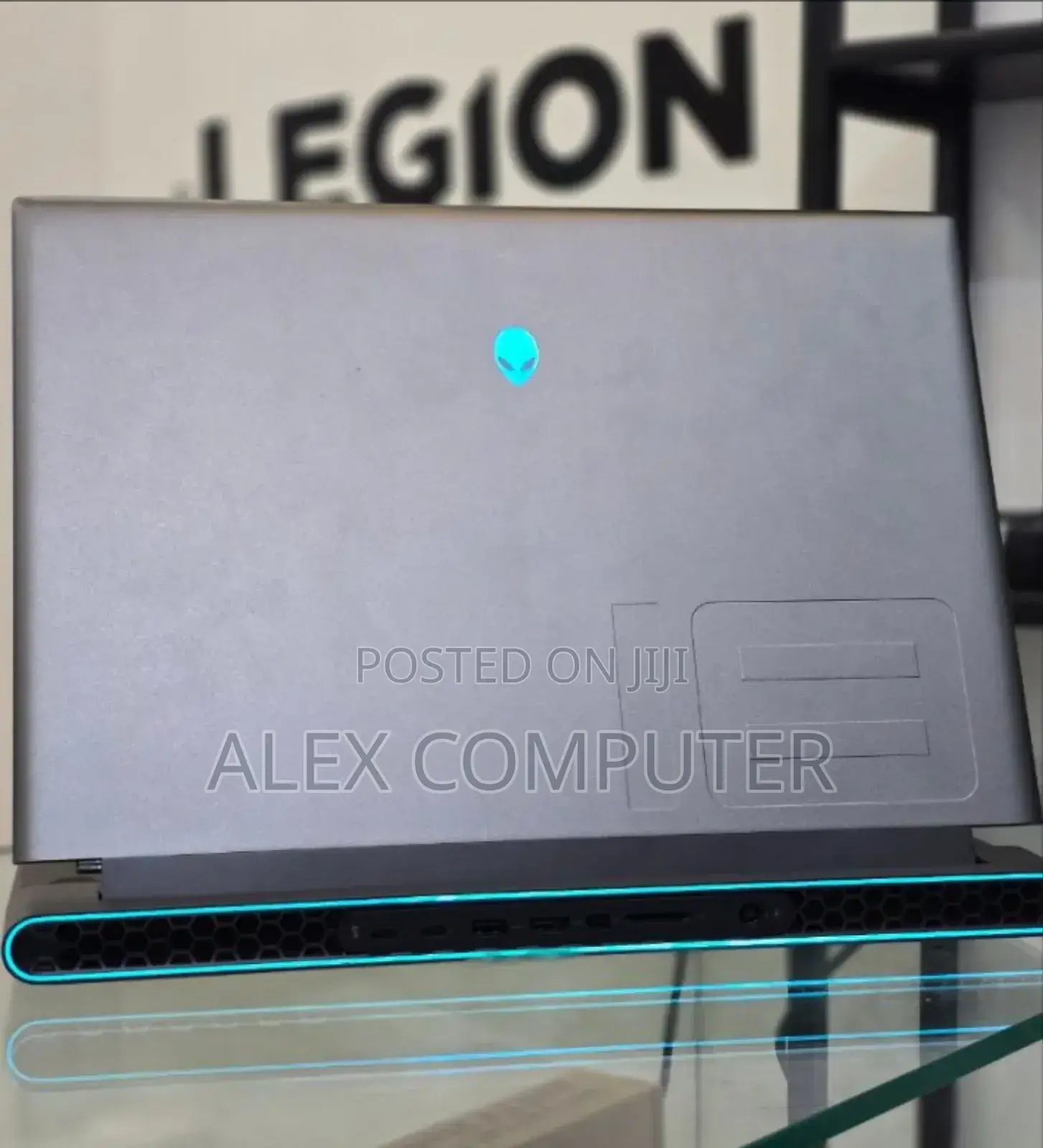 New Laptop Alienware M17x R2 32GB Intel Core I7 SSD 1T