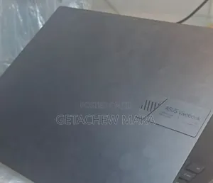 New Laptop Asus Vivobook 16 16GB Intel Core I7 SSD 1T