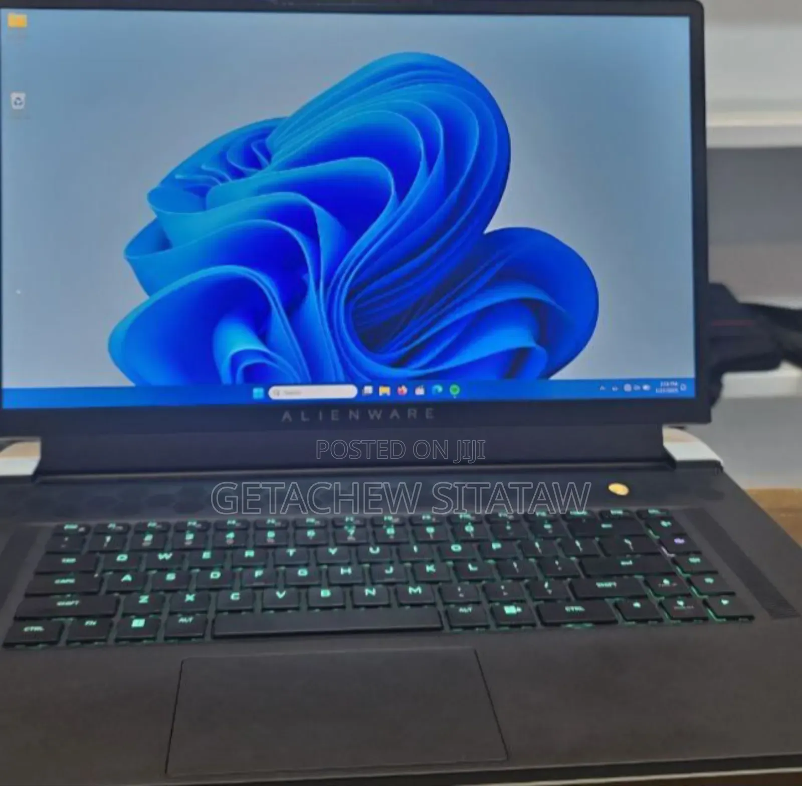 New Laptop Alienware M17x R2 32GB Intel Core I7 SSD 1T