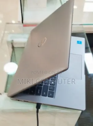 Photo - New Laptop Dell Latitude 5340 16GB Intel Core I5 SSD 512GB