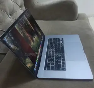 New Laptop Apple MacBook Pro 2019 32GB Intel Core I9 SSD 512GB