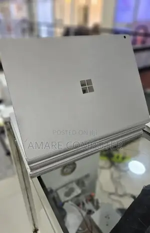 New Laptop Microsoft Surface Book 3 16GB Intel Core I7 SSD 256GB