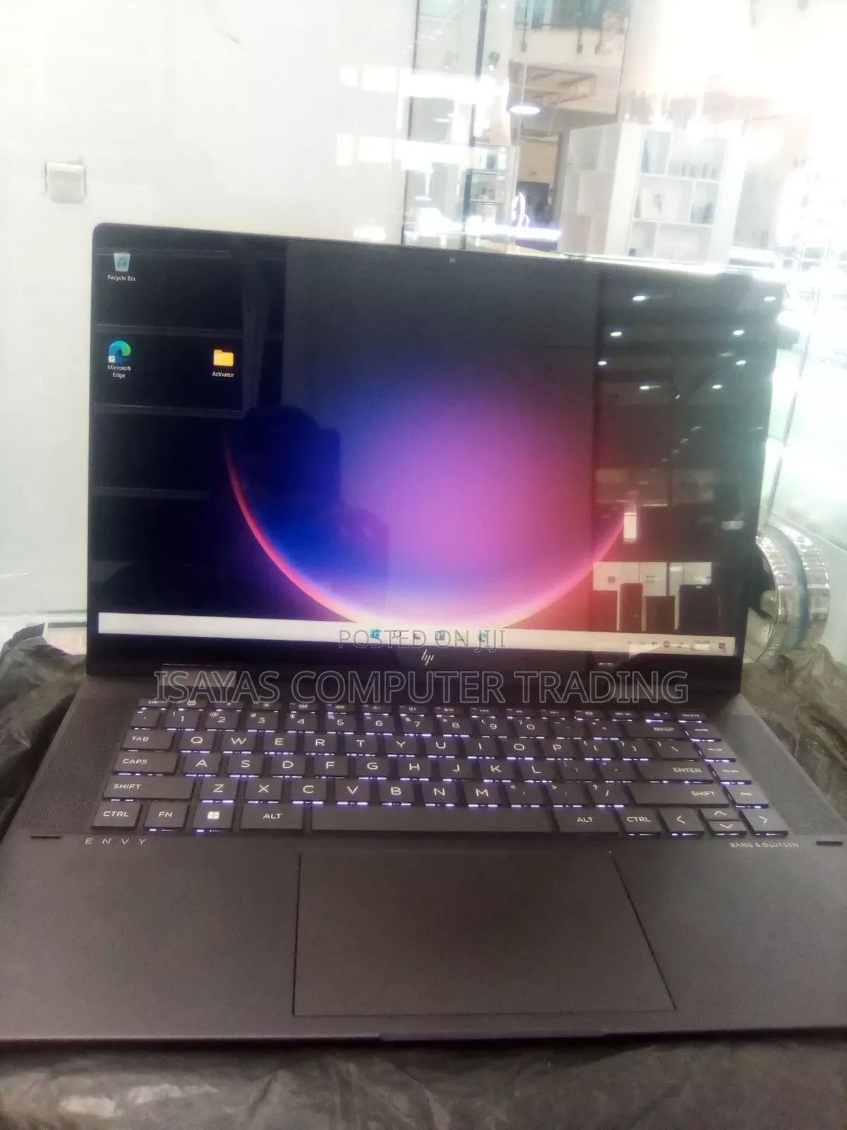 New Laptop HP Envy X360 8GB AMD Ryzen 5 SSD 512GB