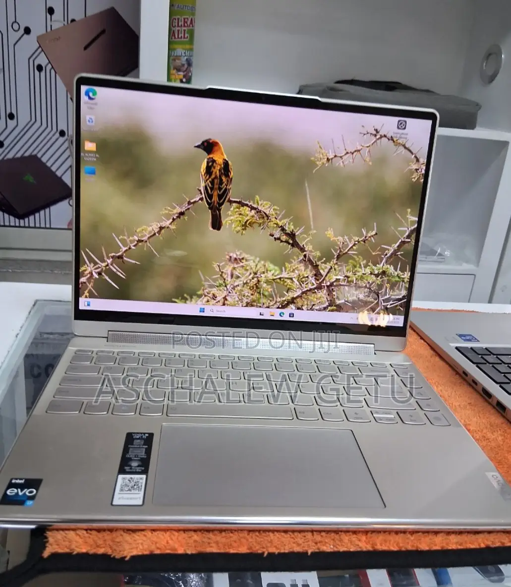 New Laptop Lenovo Yoga 9i 16GB Intel Core I7 SSD 512GB