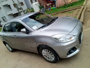 Suzuki Dzire 2022 Silver