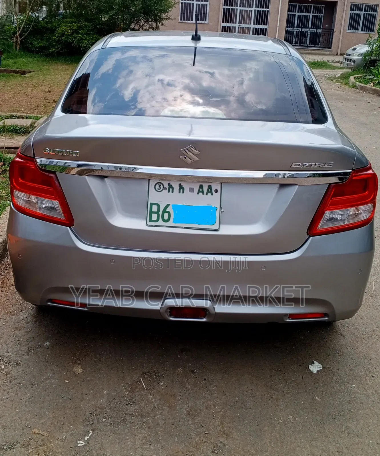 Suzuki Dzire 2022 Silver