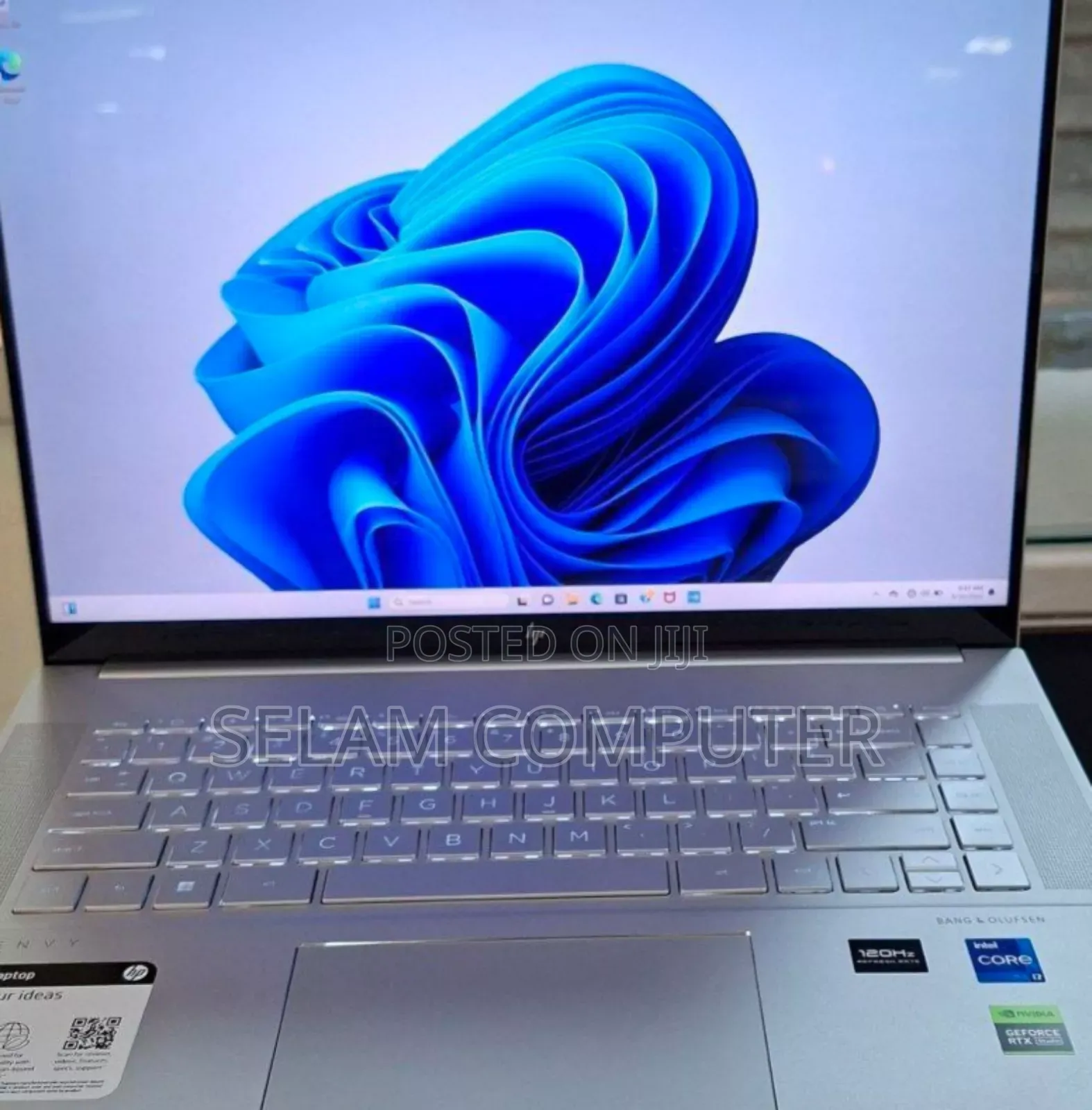 New Laptop HP Envy X360 16GB Intel Core I7 SSD 1T