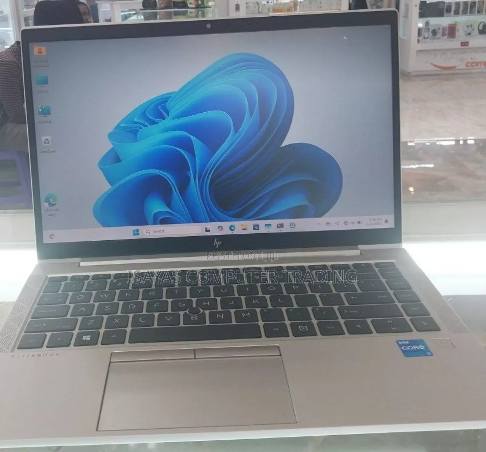 New Laptop HP EliteBook 840 G8 16GB Intel Core I5 SSD 512GB