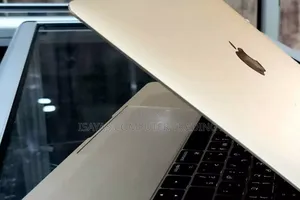 New Laptop Apple MacBook Air 2016 8GB SSD 256GB