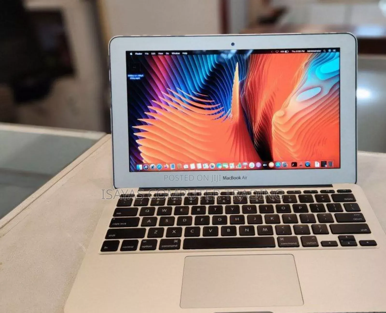 New Laptop Apple MacBook Air 2015 8GB Intel Core I5 SSD 256GB