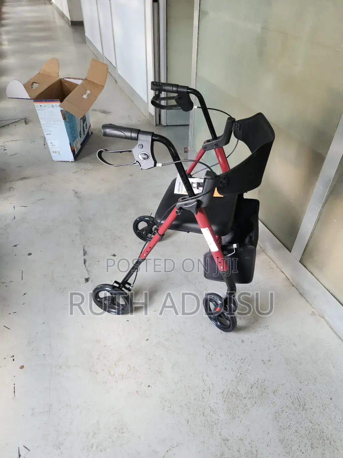 European Walker吧畾walker With Four Wheel當地walker Carbon New