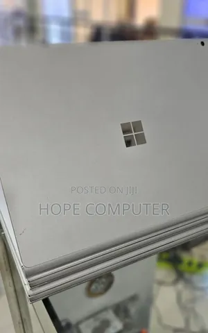 New Laptop Microsoft Surface Book 3 16GB Intel Core I7 SSD 256GB