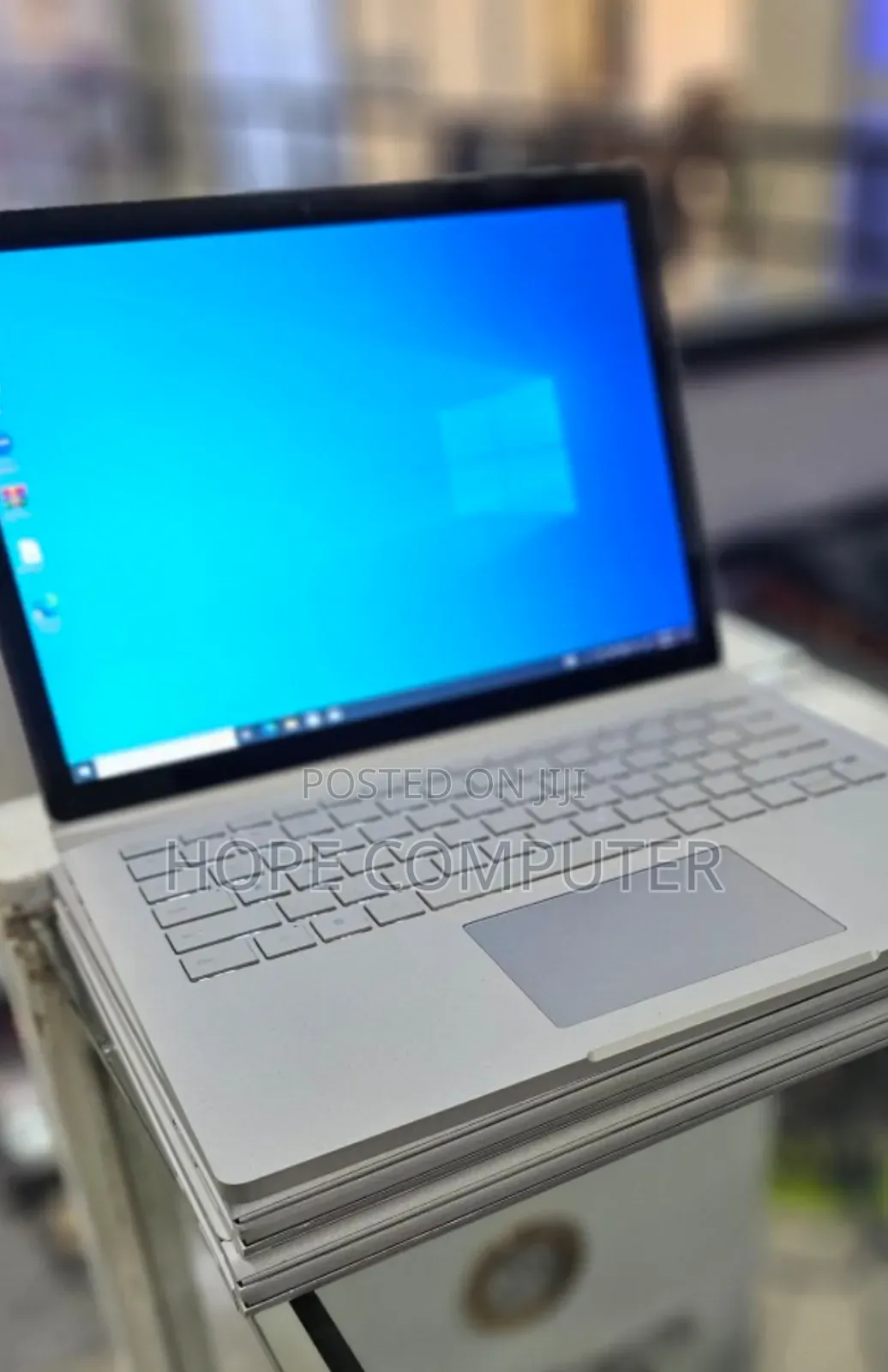 New Laptop Microsoft Surface Book 3 16GB Intel Core I7 SSD 256GB